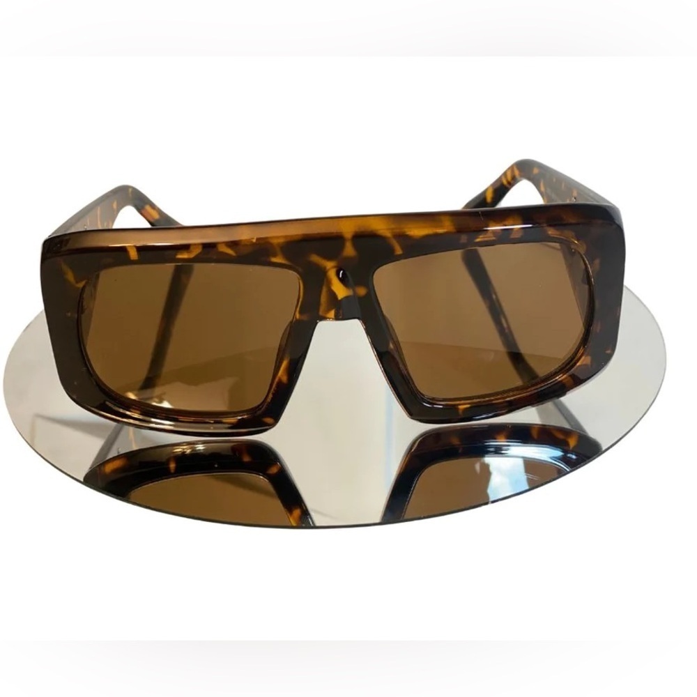 ‼️ TRENDY Leopard sunglasses‼️